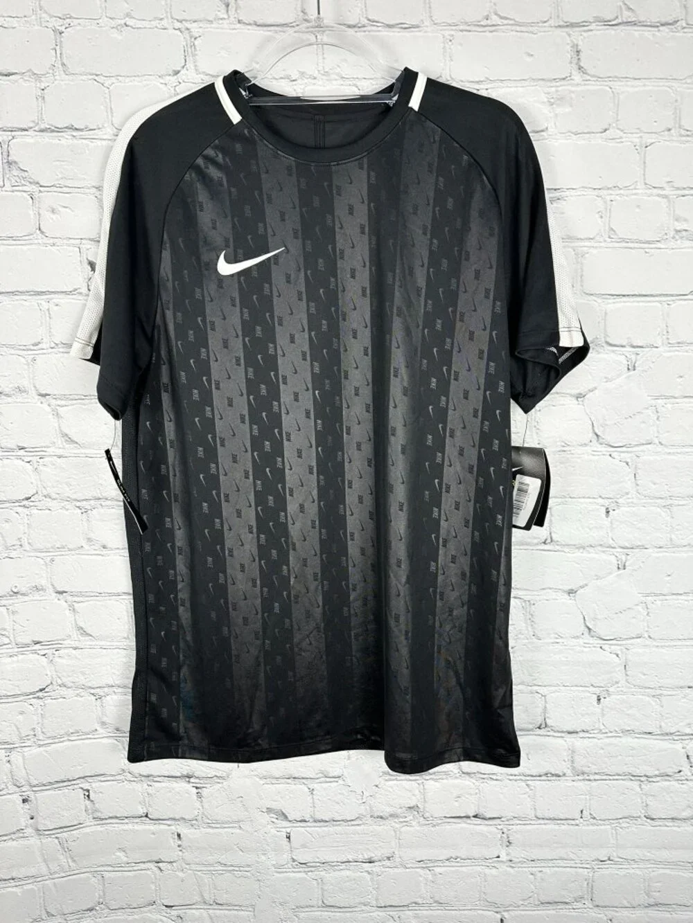 Nike Men's Dri-FIT Academy Short Sleeve Print Soccer Top, Size Large, Black